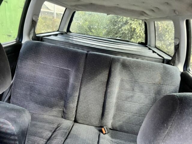 Синий Фольксваген Гольф, объемом двигателя 1.8 л и пробегом 300 тыс. км за 2100 $, фото 9 на Automoto.ua