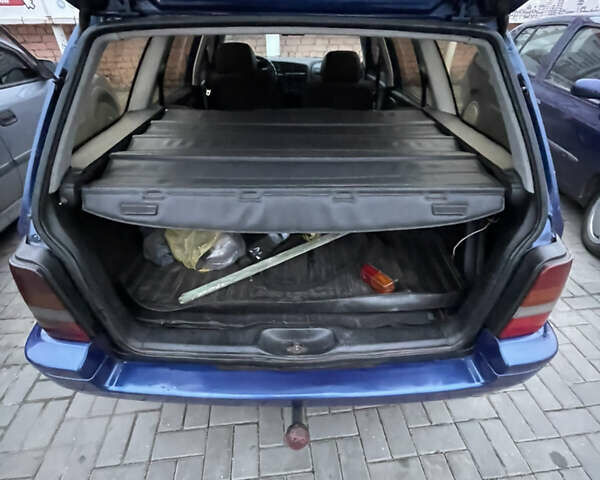 Синій Фольксваген Гольф, об'ємом двигуна 1.9 л та пробігом 200 тис. км за 1900 $, фото 15 на Automoto.ua