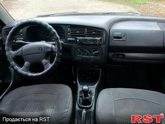 Синій Фольксваген Гольф, об'ємом двигуна 1.9 л та пробігом 200 тис. км за 1900 $, фото 7 на Automoto.ua