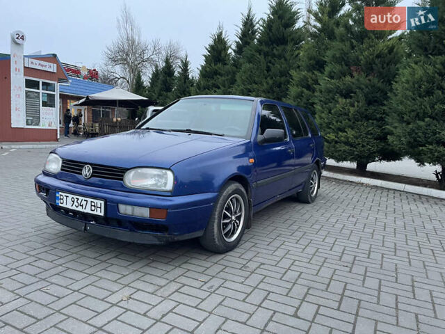Синий Фольксваген Гольф, объемом двигателя 1.9 л и пробегом 200 тыс. км за 1900 $, фото 6 на Automoto.ua