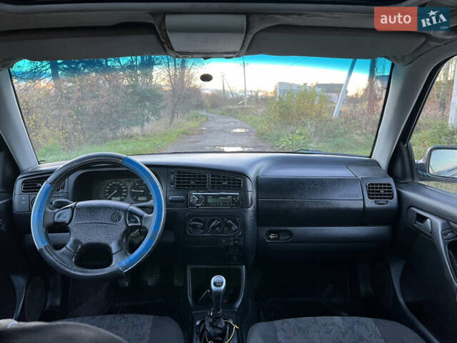 Фольксваген Гольф 1996 в Дрогобыче на Automoto.ua Синий Фольксваген Гольф, объемом двигателя 1.9 л и пробегом 229 тыс. км за 2400 $, фото 20 на Automoto.ua
