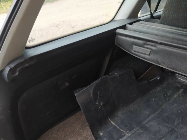 Синий Фольксваген Гольф, объемом двигателя 1.8 л и пробегом 325 тыс. км за 1350 $, фото 2 на Automoto.ua