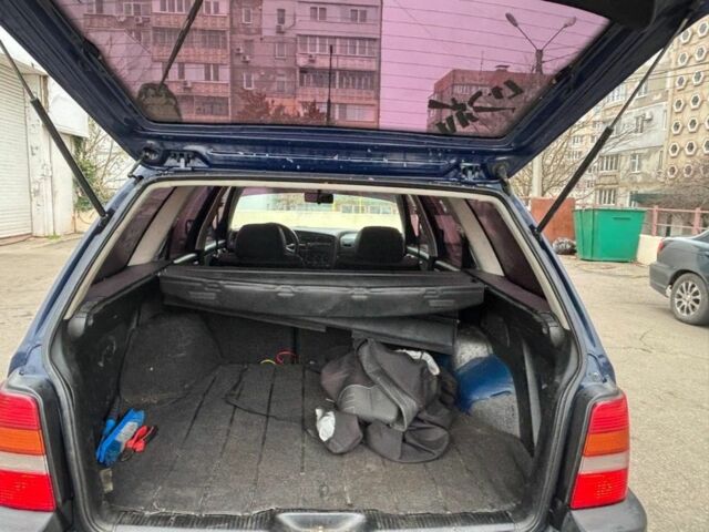 Синий Фольксваген Гольф, объемом двигателя 1.9 л и пробегом 230 тыс. км за 1350 $, фото 11 на Automoto.ua