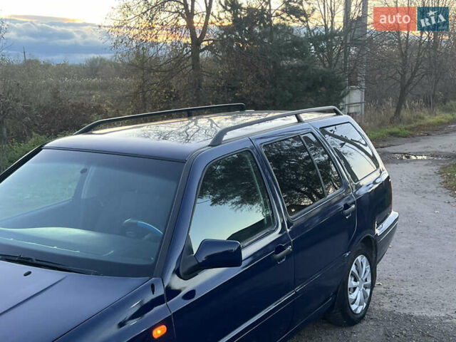 Фольксваген Гольф 1996 в Дрогобыче на Automoto.ua Синий Фольксваген Гольф, объемом двигателя 1.9 л и пробегом 229 тыс. км за 2400 $, фото 6 на Automoto.ua