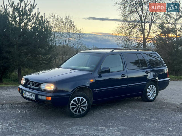 Фольксваген Гольф 1996 в Дрогобыче на Automoto.ua Синий Фольксваген Гольф, объемом двигателя 1.9 л и пробегом 229 тыс. км за 2400 $, фото 1 на Automoto.ua