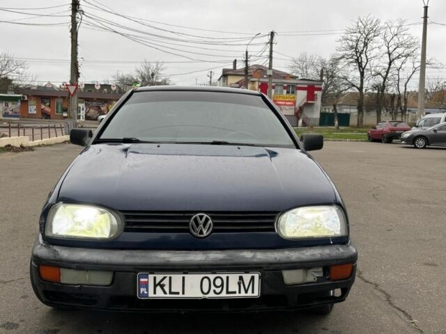 Синий Фольксваген Гольф, объемом двигателя 1.9 л и пробегом 230 тыс. км за 1350 $, фото 1 на Automoto.ua