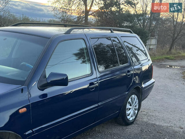 Фольксваген Гольф 1996 в Дрогобыче на Automoto.ua Синий Фольксваген Гольф, объемом двигателя 1.9 л и пробегом 229 тыс. км за 2400 $, фото 5 на Automoto.ua