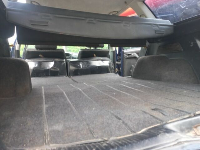 Синий Фольксваген Гольф, объемом двигателя 1.9 л и пробегом 380 тыс. км за 2500 $, фото 9 на Automoto.ua