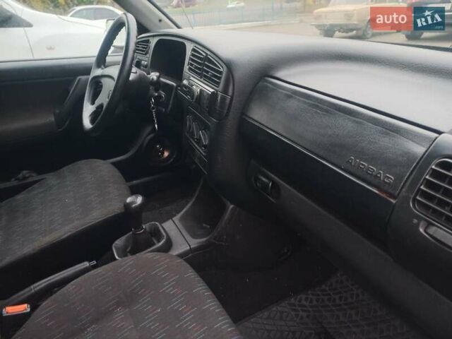 Синій Фольксваген Гольф, об'ємом двигуна 1.9 л та пробігом 400 тис. км за 2300 $, фото 11 на Automoto.ua