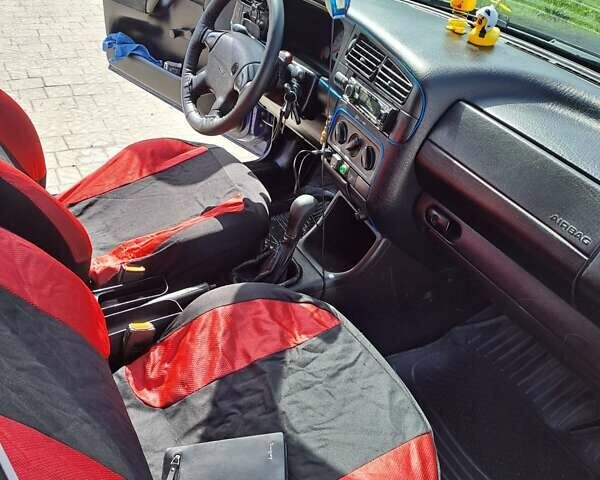 Синій Фольксваген Гольф, об'ємом двигуна 1.6 л та пробігом 75 тис. км за 2600 $, фото 4 на Automoto.ua