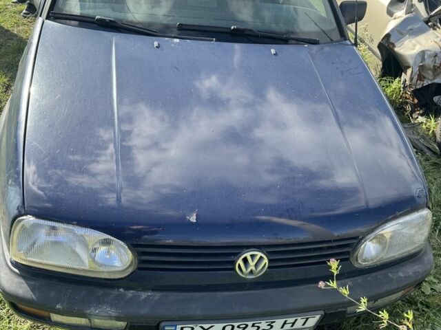 Синий Фольксваген Гольф, объемом двигателя 1.9 л и пробегом 356 тыс. км за 1850 $, фото 1 на Automoto.ua