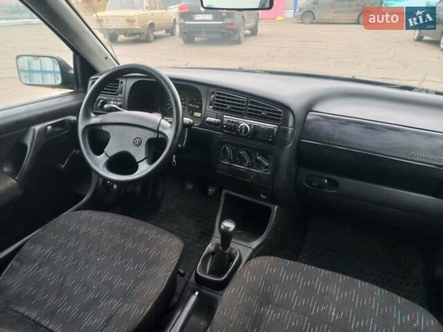 Синій Фольксваген Гольф, об'ємом двигуна 1.9 л та пробігом 400 тис. км за 2300 $, фото 15 на Automoto.ua