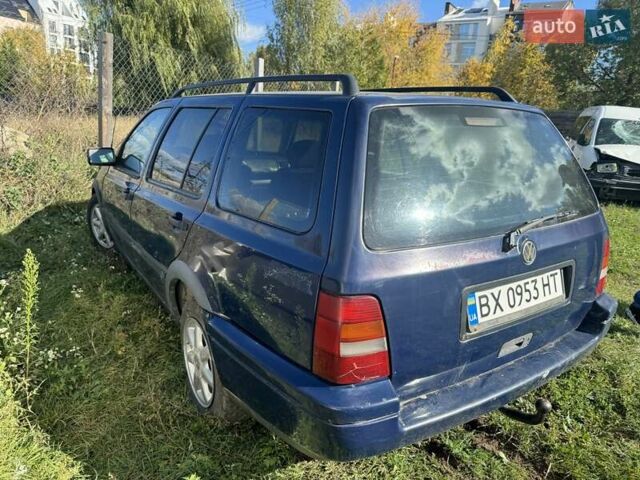 Синий Фольксваген Гольф, объемом двигателя 1.9 л и пробегом 356 тыс. км за 1850 $, фото 3 на Automoto.ua