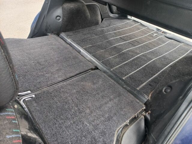 Синий Фольксваген Гольф, объемом двигателя 1.9 л и пробегом 380 тыс. км за 2500 $, фото 10 на Automoto.ua