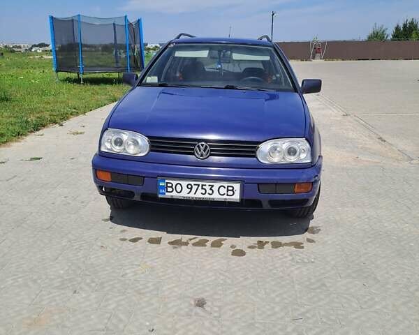 Синій Фольксваген Гольф, об'ємом двигуна 1.6 л та пробігом 75 тис. км за 2600 $, фото 1 на Automoto.ua