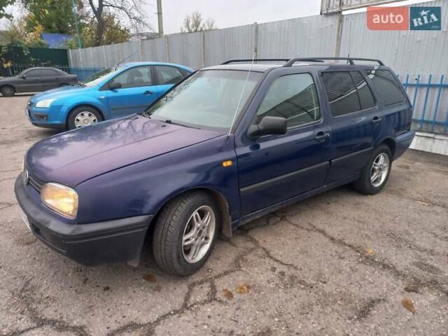 Синій Фольксваген Гольф, об'ємом двигуна 1.9 л та пробігом 400 тис. км за 2300 $, фото 1 на Automoto.ua