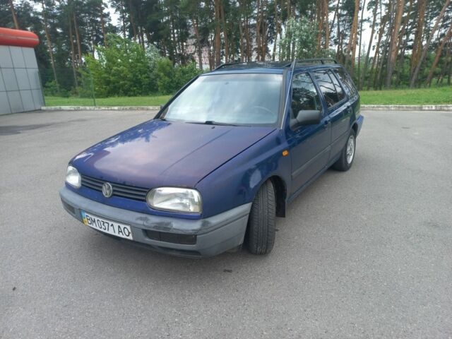 Синий Фольксваген Гольф, объемом двигателя 1.9 л и пробегом 380 тыс. км за 2500 $, фото 5 на Automoto.ua