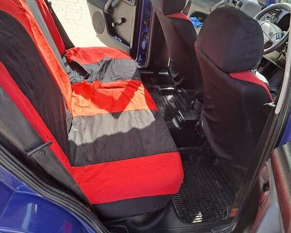 Синій Фольксваген Гольф, об'ємом двигуна 1.6 л та пробігом 75 тис. км за 2600 $, фото 5 на Automoto.ua