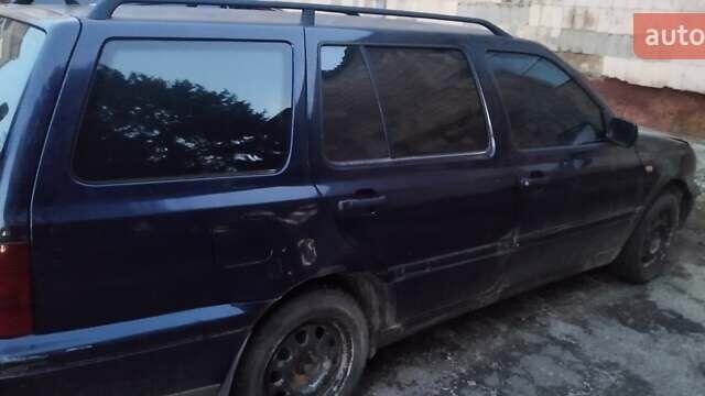 Синій Фольксваген Гольф, об'ємом двигуна 1.8 л та пробігом 305 тис. км за 1800 $, фото 8 на Automoto.ua