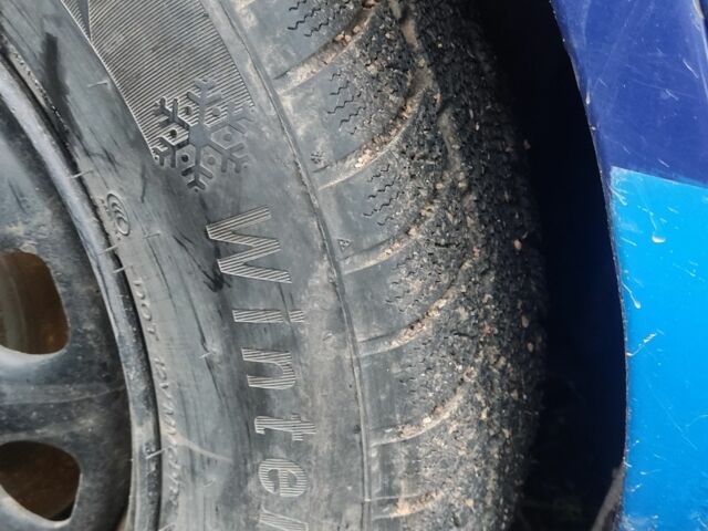 Синий Фольксваген Гольф, объемом двигателя 1 л и пробегом 400 тыс. км за 830 $, фото 6 на Automoto.ua