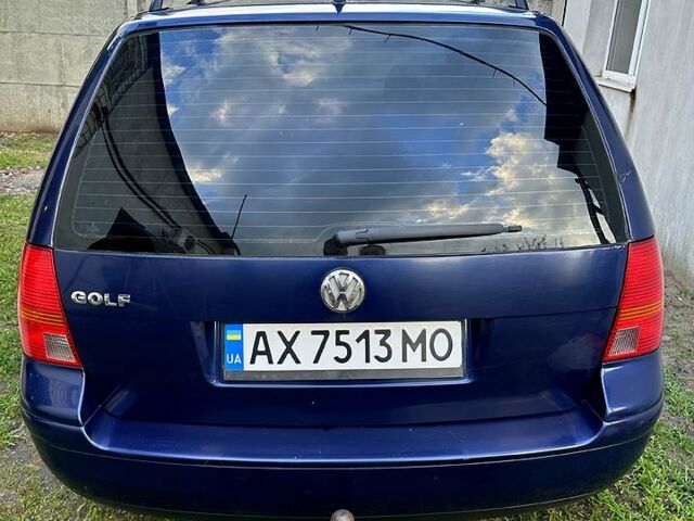 Синий Фольксваген Гольф, объемом двигателя 2 л и пробегом 301 тыс. км за 4400 $, фото 6 на Automoto.ua