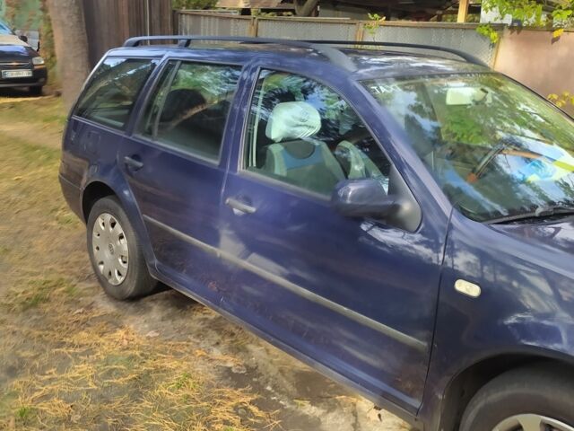 Синий Фольксваген Гольф, объемом двигателя 1.9 л и пробегом 280 тыс. км за 3400 $, фото 2 на Automoto.ua