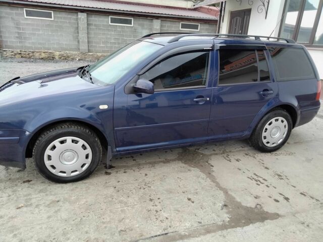 Синій Фольксваген Гольф, об'ємом двигуна 1.6 л та пробігом 190 тис. км за 3800 $, фото 3 на Automoto.ua