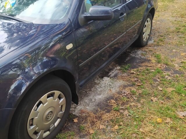 Синий Фольксваген Гольф, объемом двигателя 1.9 л и пробегом 280 тыс. км за 3400 $, фото 3 на Automoto.ua