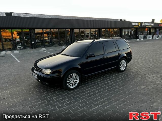 Синий Фольксваген Гольф, объемом двигателя 1.9 л и пробегом 214 тыс. км за 3500 $, фото 2 на Automoto.ua