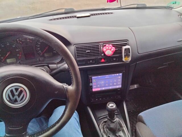 Синій Фольксваген Гольф, об'ємом двигуна 1.6 л та пробігом 190 тис. км за 3800 $, фото 12 на Automoto.ua