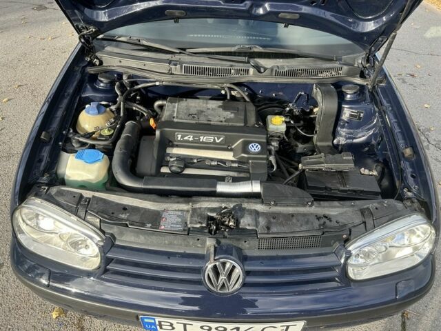 Синий Фольксваген Гольф, объемом двигателя 1.4 л и пробегом 273 тыс. км за 3850 $, фото 20 на Automoto.ua