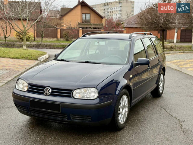 Синий Фольксваген Гольф, объемом двигателя 1.6 л и пробегом 262 тыс. км за 4799 $, фото 11 на Automoto.ua