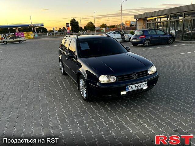 Синий Фольксваген Гольф, объемом двигателя 1.9 л и пробегом 214 тыс. км за 3500 $, фото 5 на Automoto.ua