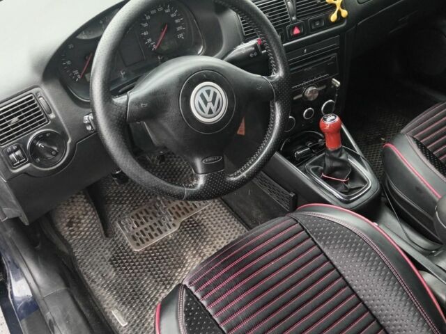 Синий Фольксваген Гольф, объемом двигателя 1.9 л и пробегом 450 тыс. км за 4000 $, фото 5 на Automoto.ua