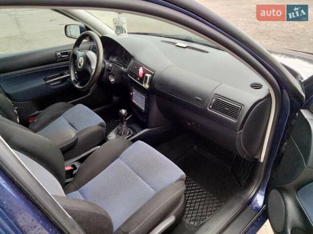 Фольксваген Гольф 1999 в Шумск на Automoto.ua Синий Фольксваген Гольф, объемом двигателя 1.6 л и пробегом 190 тыс. км за 3800 $, фото 11 на Automoto.ua