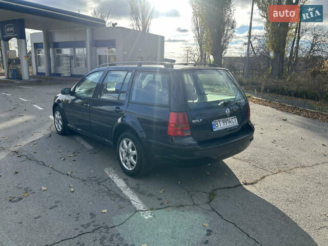 Синий Фольксваген Гольф, объемом двигателя 1.39 л и пробегом 273 тыс. км за 3850 $, фото 7 на Automoto.ua
