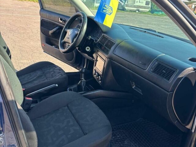 Синій Фольксваген Гольф, об'ємом двигуна 1.9 л та пробігом 378 тис. км за 3350 $, фото 2 на Automoto.ua