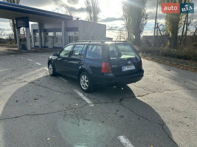 Синий Фольксваген Гольф, объемом двигателя 1.39 л и пробегом 273 тыс. км за 3850 $, фото 19 на Automoto.ua