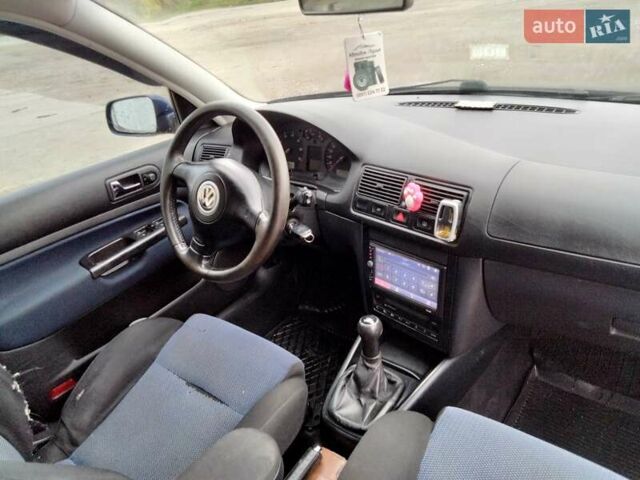 Фольксваген Гольф 1999 в Шумск на Automoto.ua Синий Фольксваген Гольф, объемом двигателя 1.6 л и пробегом 190 тыс. км за 3800 $, фото 12 на Automoto.ua