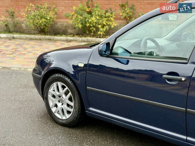 Синий Фольксваген Гольф, объемом двигателя 1.6 л и пробегом 262 тыс. км за 4799 $, фото 16 на Automoto.ua