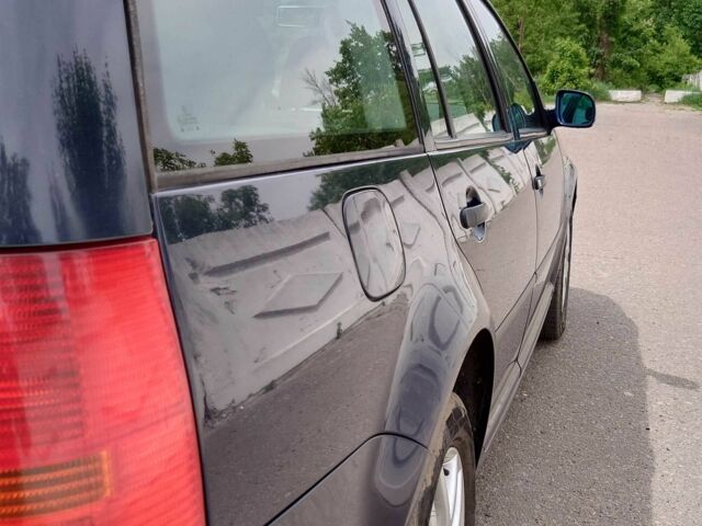 Синій Фольксваген Гольф, об'ємом двигуна 1.6 л та пробігом 350 тис. км за 4000 $, фото 9 на Automoto.ua