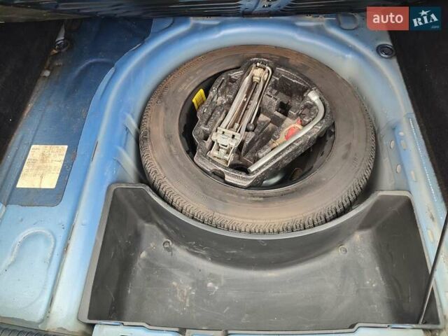 Синій Фольксваген Гольф, об'ємом двигуна 1.6 л та пробігом 245 тис. км за 4400 $, фото 4 на Automoto.ua