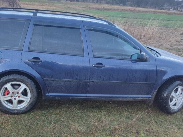 Синий Фольксваген Гольф, объемом двигателя 1.6 л и пробегом 339 тыс. км за 3000 $, фото 1 на Automoto.ua