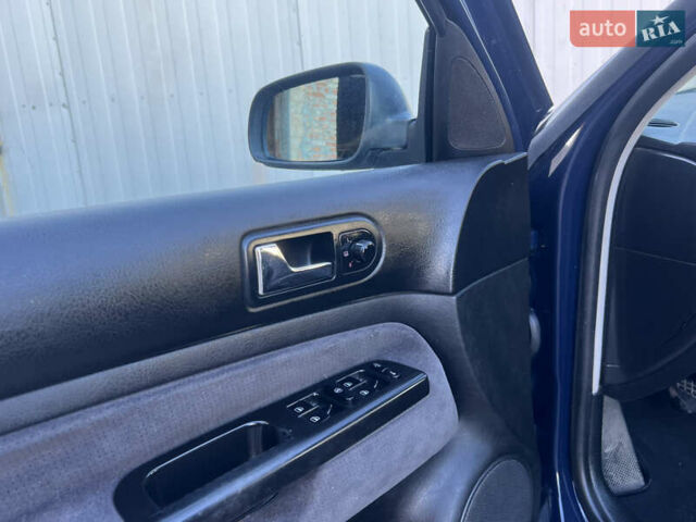 Синій Фольксваген Гольф, об'ємом двигуна 2 л та пробігом 401 тис. км за 2700 $, фото 19 на Automoto.ua