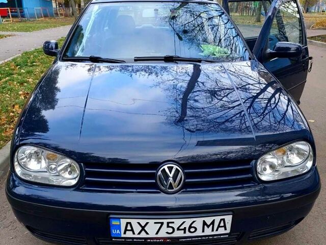 Синий Фольксваген Гольф, объемом двигателя 1.4 л и пробегом 230 тыс. км за 4800 $, фото 3 на Automoto.ua