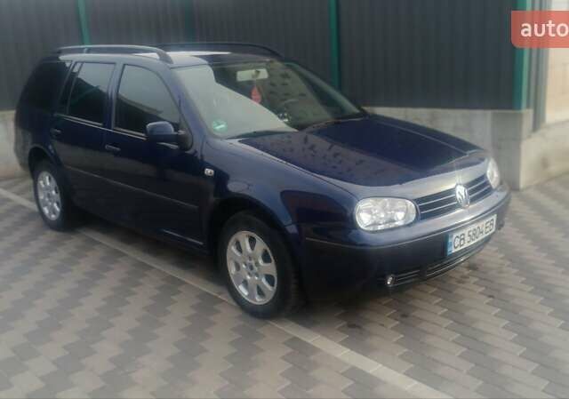 Синий Фольксваген Гольф, объемом двигателя 1.6 л и пробегом 285 тыс. км за 4300 $, фото 3 на Automoto.ua