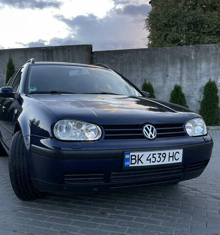 Синій Фольксваген Гольф, об'ємом двигуна 1.6 л та пробігом 260 тис. км за 3500 $, фото 1 на Automoto.ua