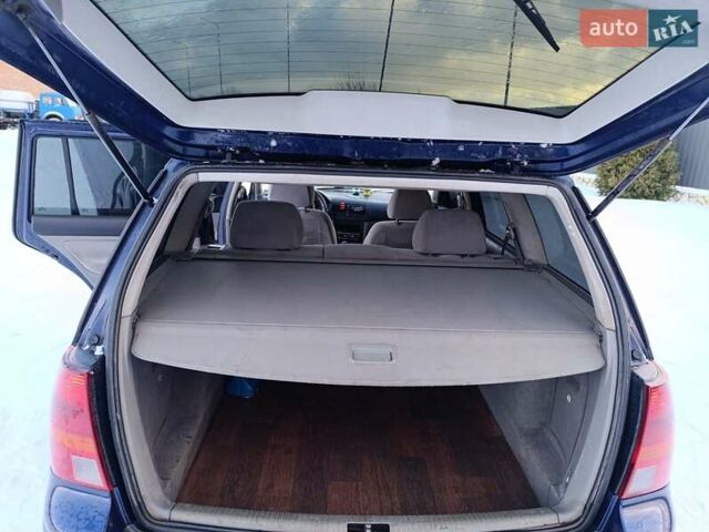 Синий Фольксваген Гольф, объемом двигателя 1.9 л и пробегом 420 тыс. км за 3000 $, фото 1 на Automoto.ua