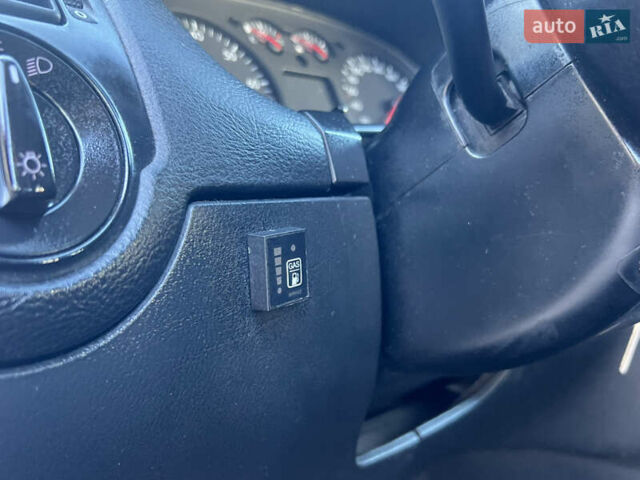 Синій Фольксваген Гольф, об'ємом двигуна 2 л та пробігом 401 тис. км за 2700 $, фото 17 на Automoto.ua