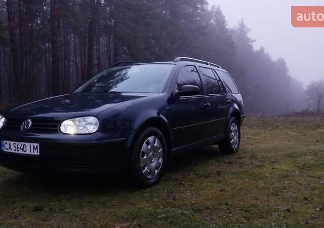 Синій Фольксваген Гольф, об'ємом двигуна 1.39 л та пробігом 230 тис. км за 4150 $, фото 2 на Automoto.ua